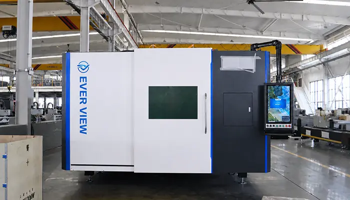 Fiber optic pipe cutting machine, safe, precise, versatile in one unit Fiber optic pipe cutting machine, safe, precise, versatile in one unit